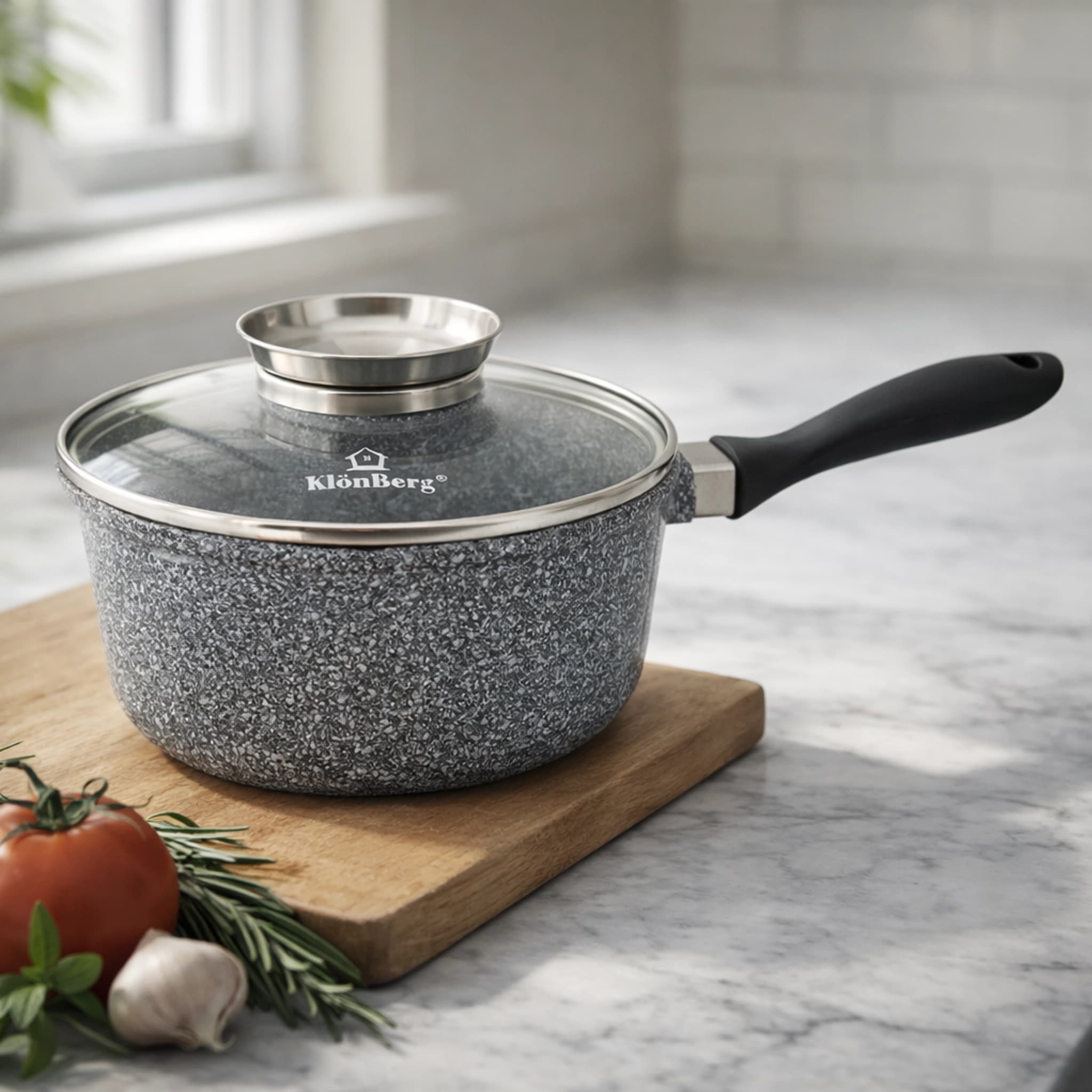 products.photoOf SaucePan 20cm 2.5L Ceramic Non-Stick with Glass Lid for Induction KB-3920