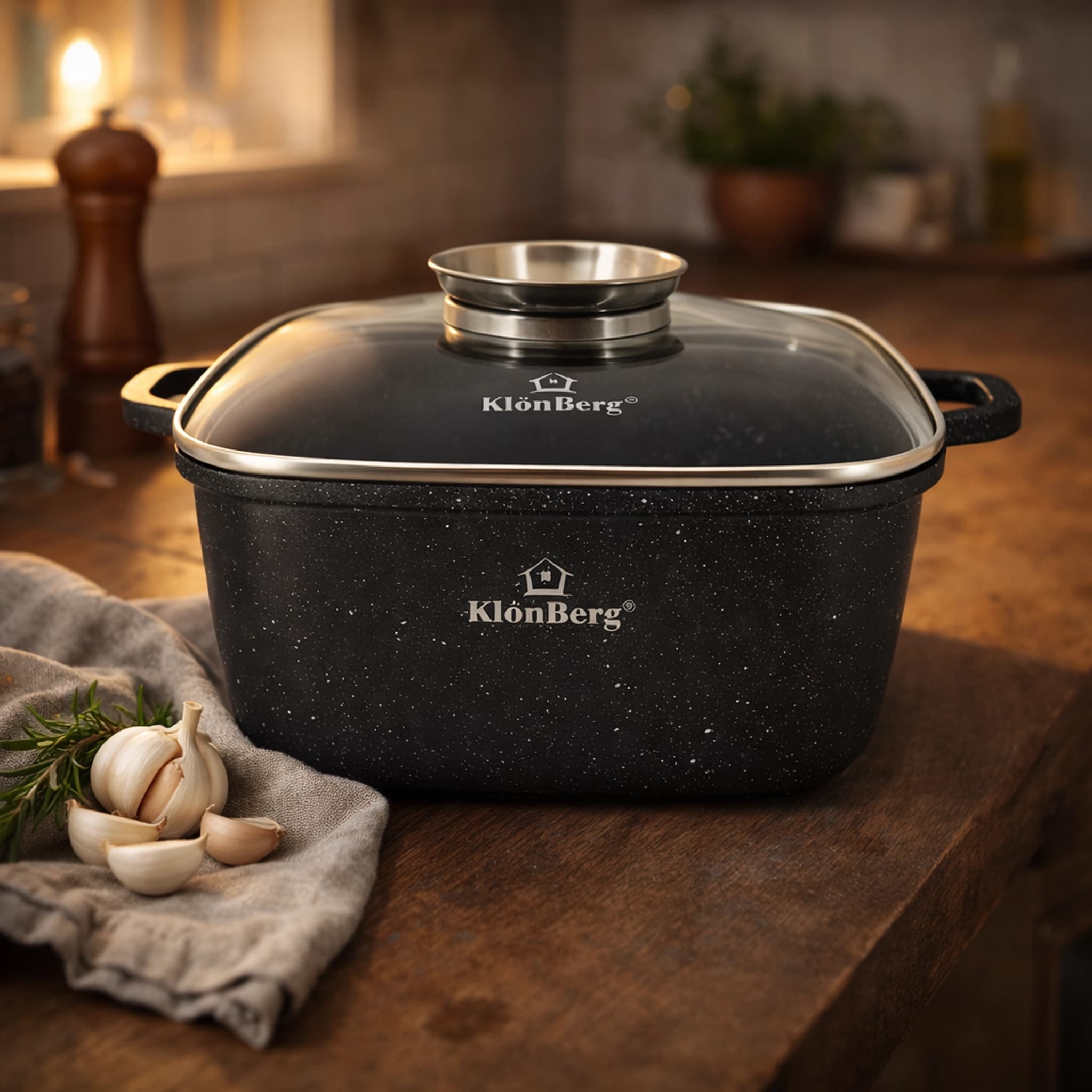 products.photoOf Cast Aluminium Non-Stick Square Pot with Glass Lid 4.5L 24cm Induction KB-4013