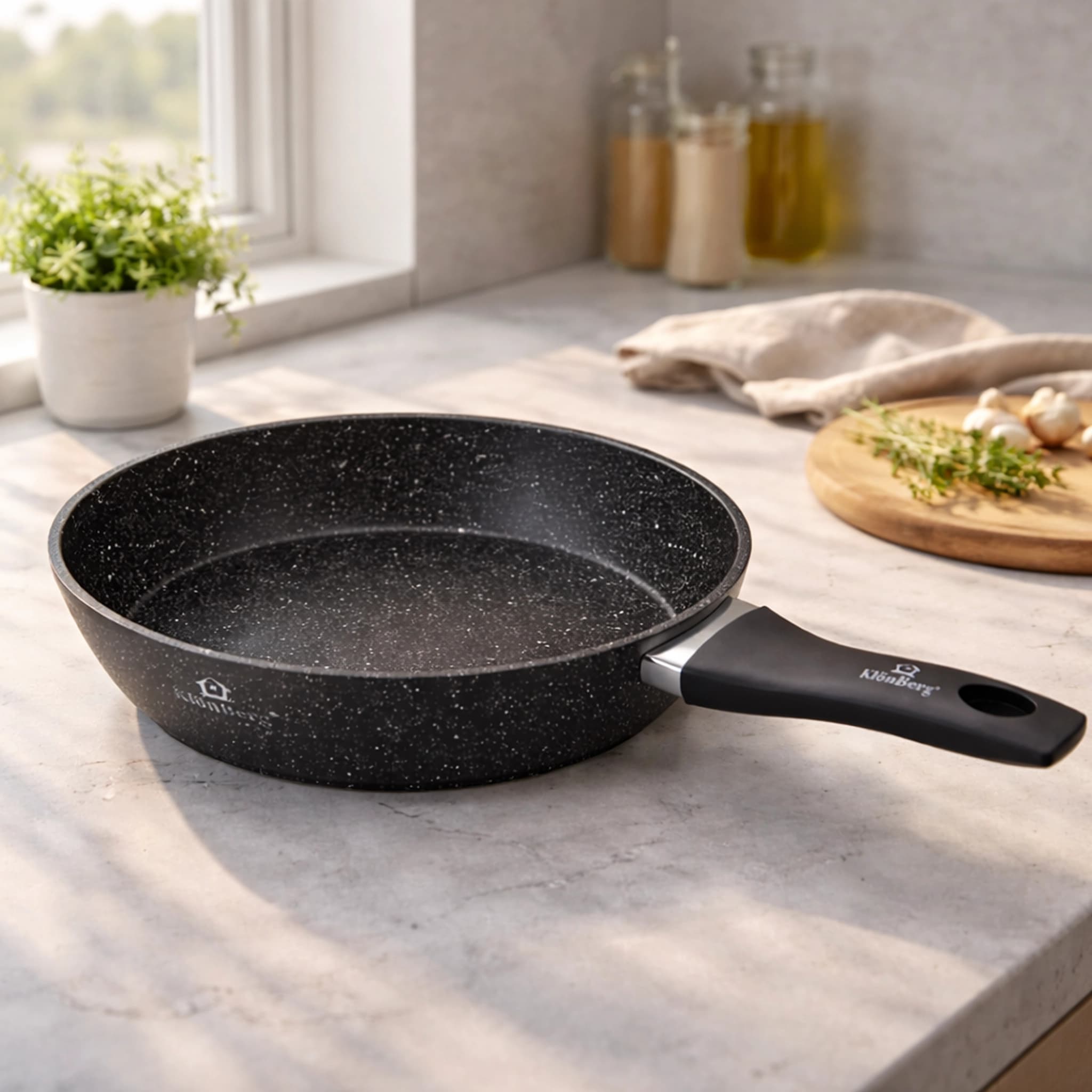 products.photoOf Aluminum Non-Stick Frying Pan 20Cm KB-8603