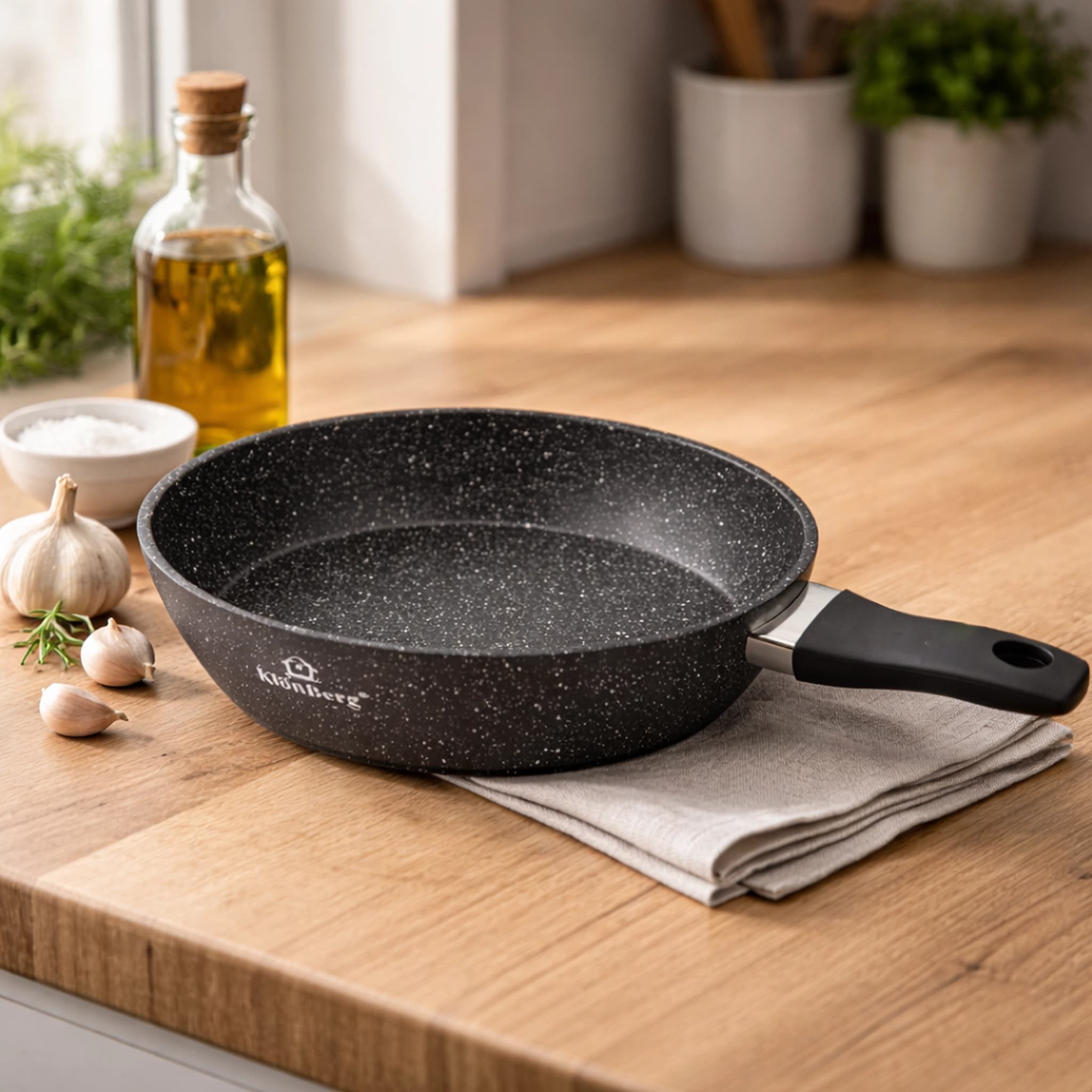 products.photoOf Non-Stick Frying Pan 26 cm Marble Coating KB-8606