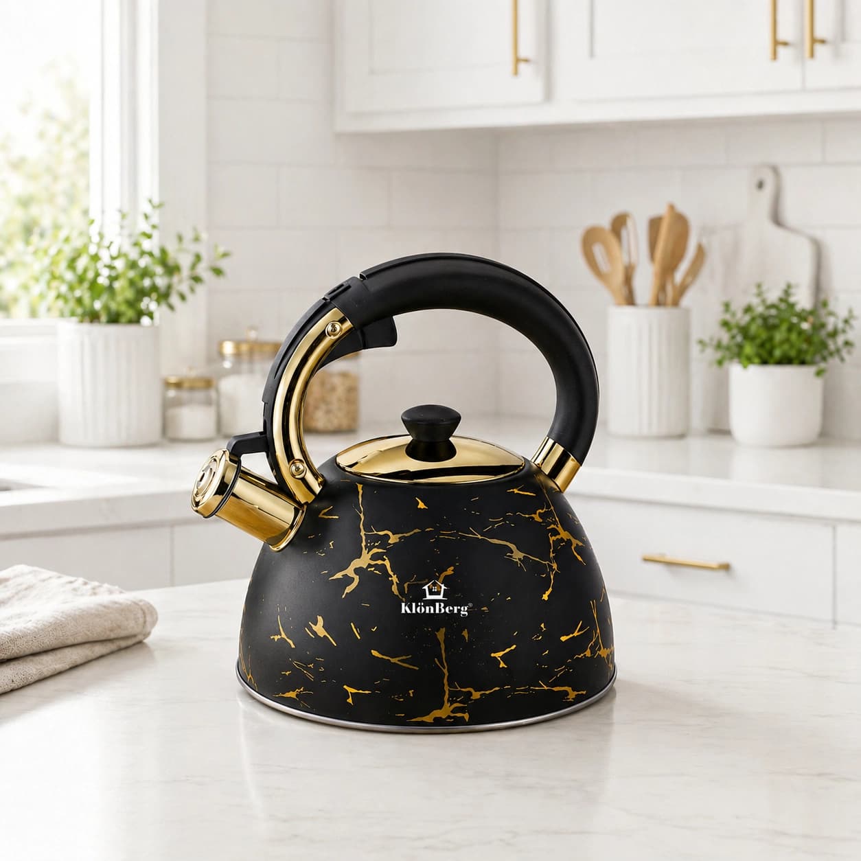 products.photoOf Stainless Steel Whistling Kettle 3L Black Marble Induction KB-6651