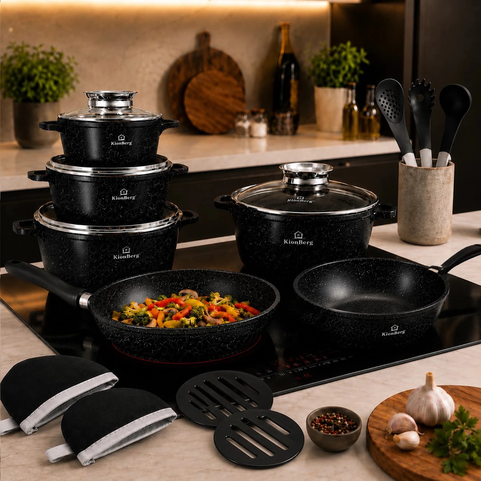 products.photoOf Ceramic Marble Non-Stick Cookware Set 17PCS with Lids Induction Pots and Pans KB-4065